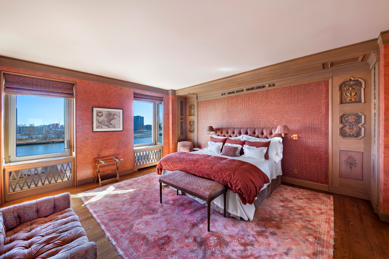 Wow, another rug whose acquisition is a life or death matter for me, personally! Photo: Halstead Property LLC.